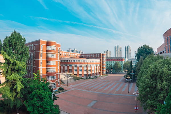 Dalian Jiaotong University